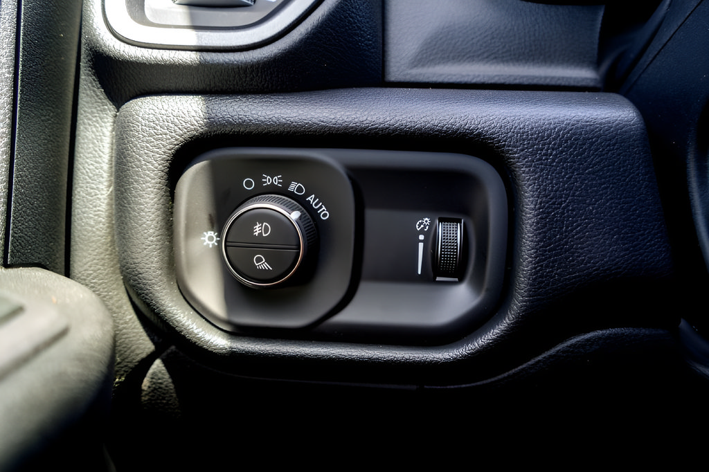 New 2026 RAM 3500 Tradesman AWD/4WD image 19