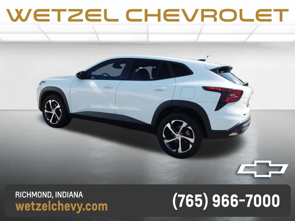 Used 2024 Chevrolet Trax RS FWD image 5