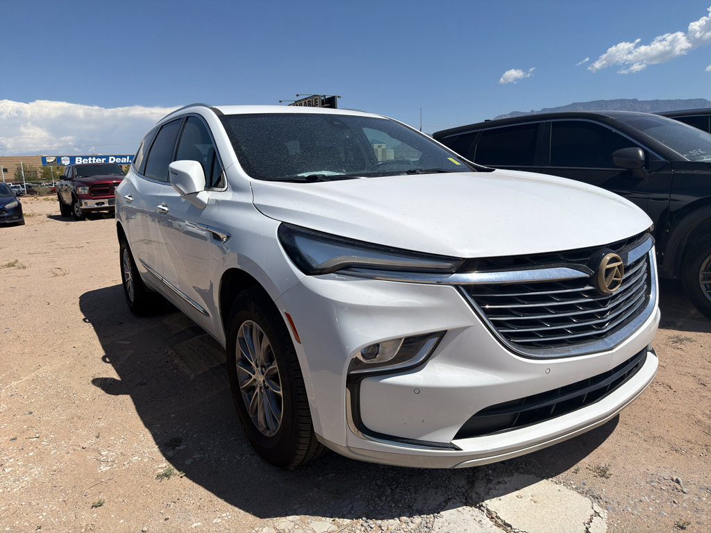 Used 2022 Buick Enclave Essence FWD image 3