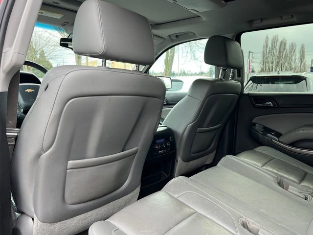 Used 2015 Chevrolet Suburban LT w/ Luxury Package image 9
