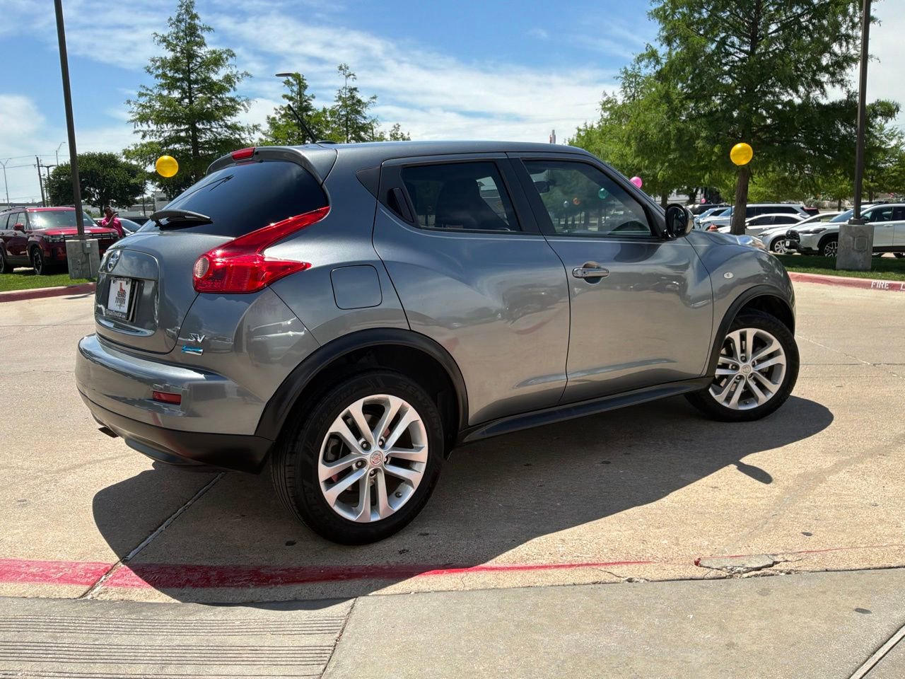 Used 2014 Nissan Juke SV image 6