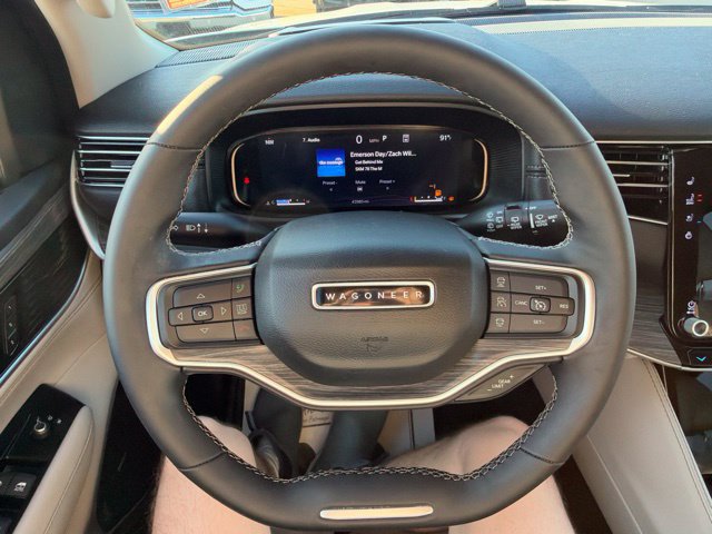Used 2024 Jeep Wagoneer Series III w/ Premium Group I AWD/4WD image 15