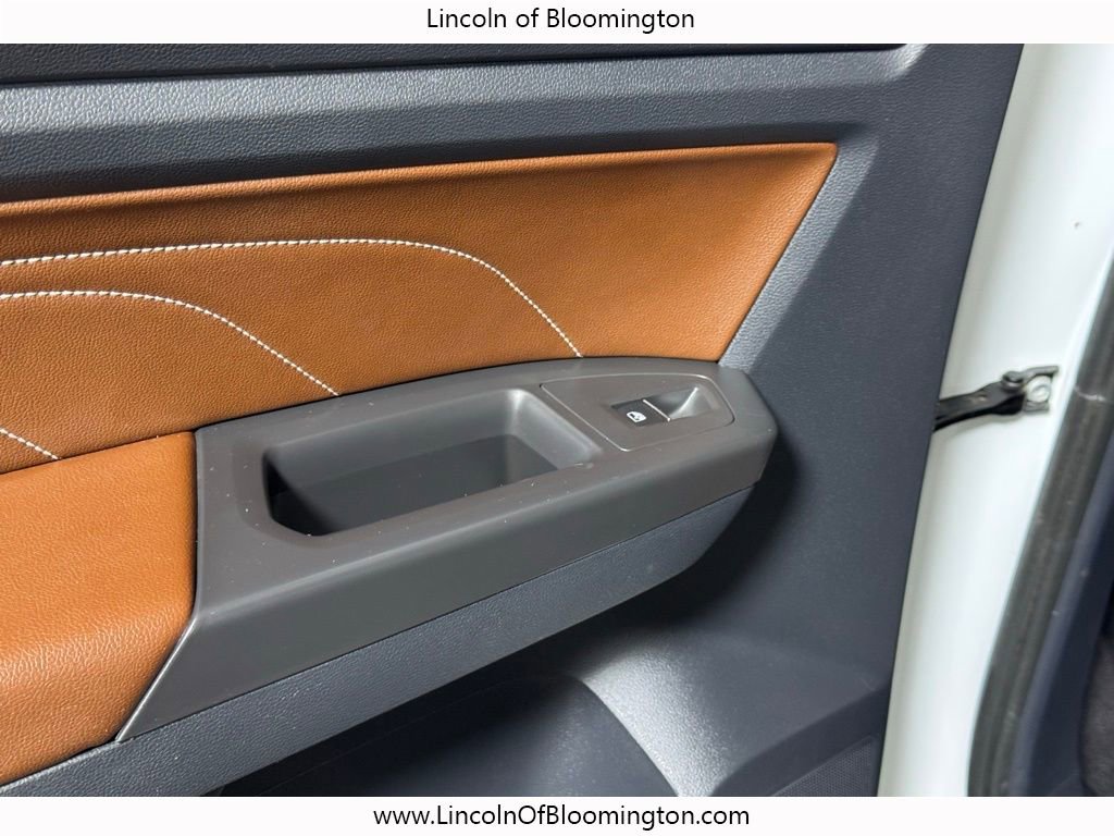 Used 2023 Volkswagen Atlas SEL R-Line image 51