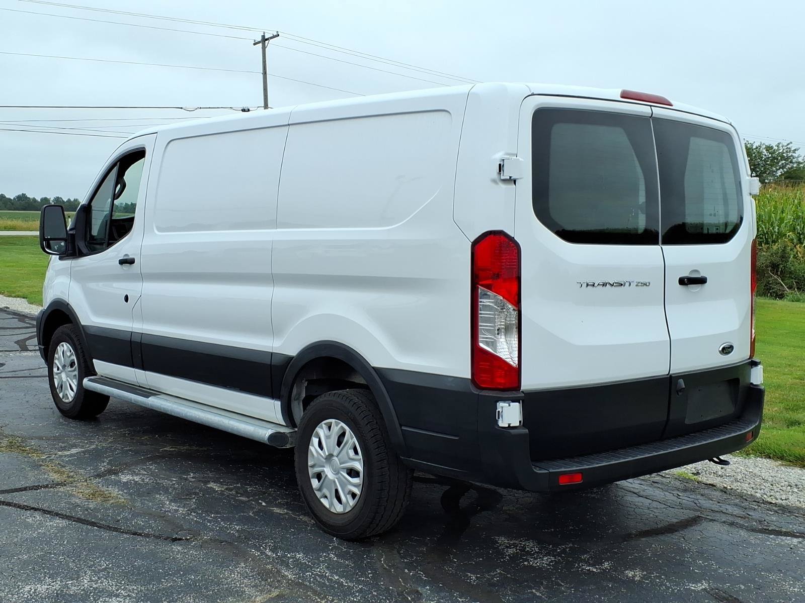 Used 2025 Ford Transit 250 Low Roof w/ Exterior Upgrade Package RWD image 5