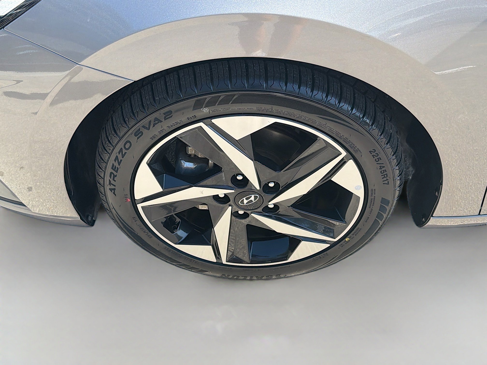 Used 2023 Hyundai Elantra SEL w/ Convenience Package image 33