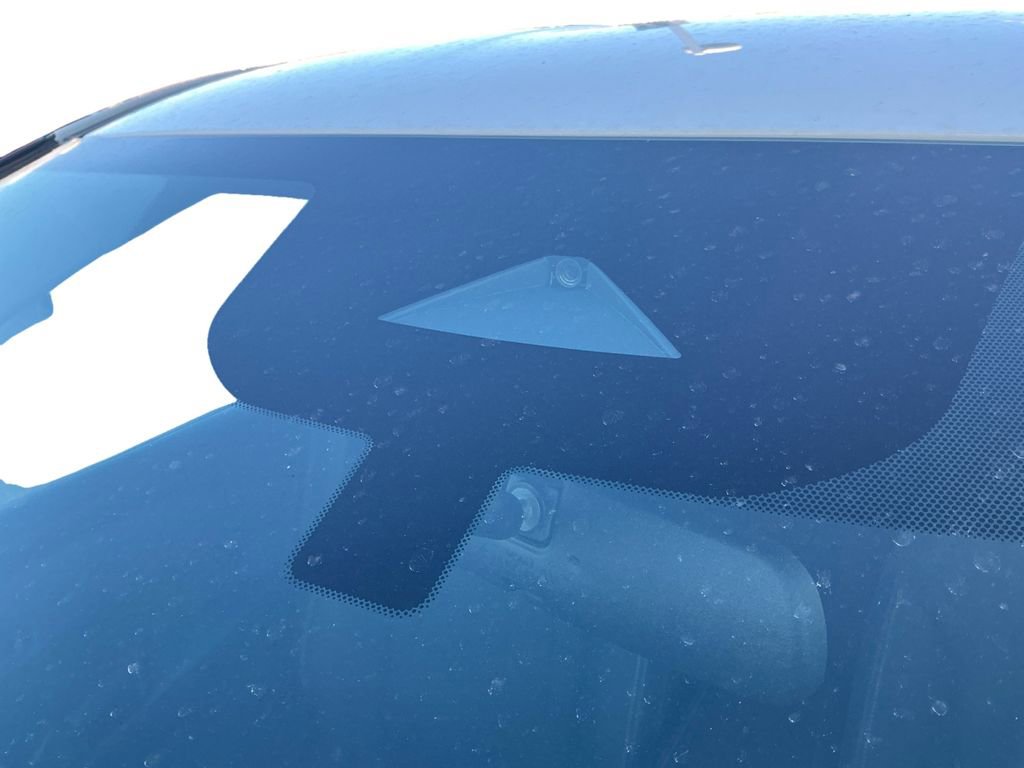 Used 2024 Nissan Rogue S image 22