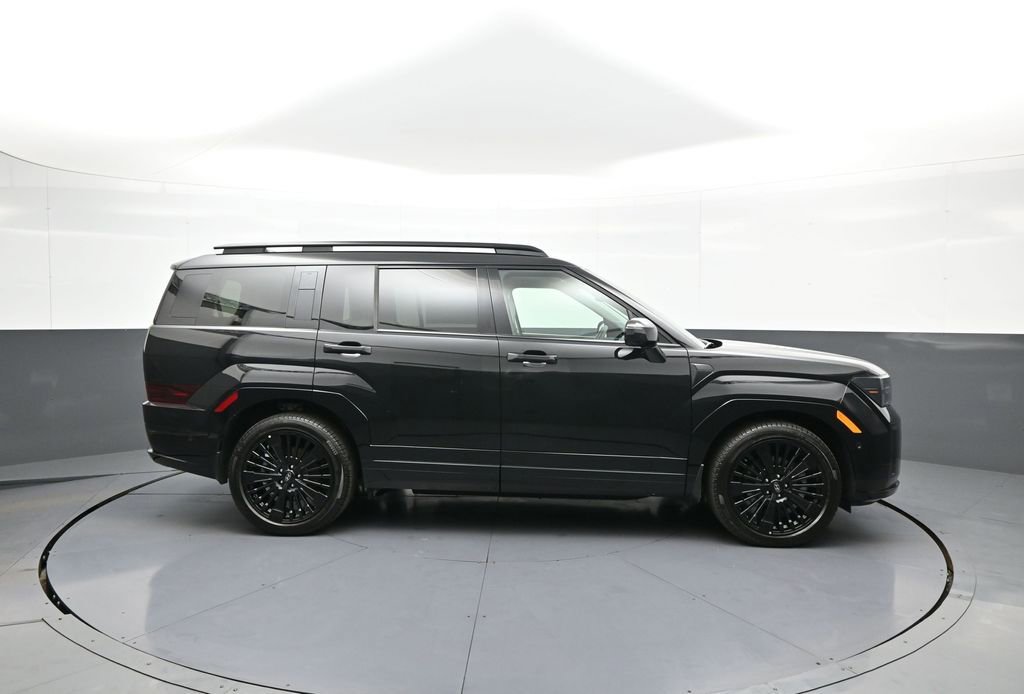 Used 2025 Hyundai Santa Fe Calligraphy AWD/4WD image 5