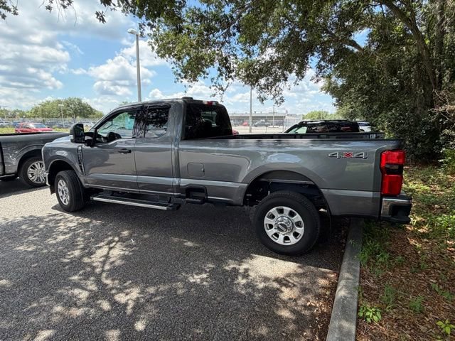 Used 2024 Ford F350 XLT w/ 360-Degree Camera Package AWD/4WD image 4
