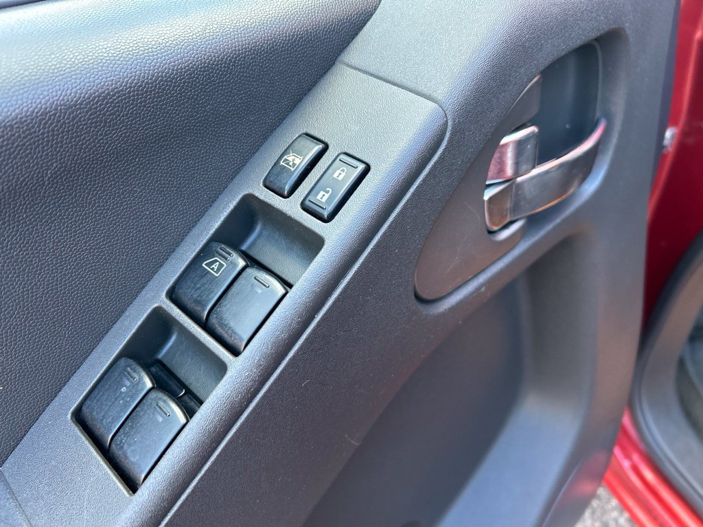 Used 2018 Nissan Frontier PRO-4X AWD/4WD image 13