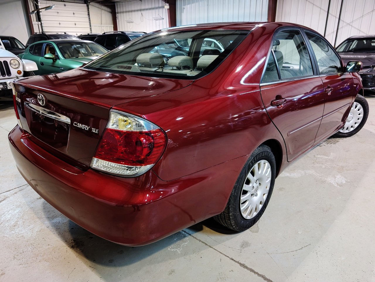 Used 2005 Toyota Camry XLE FWD image 6