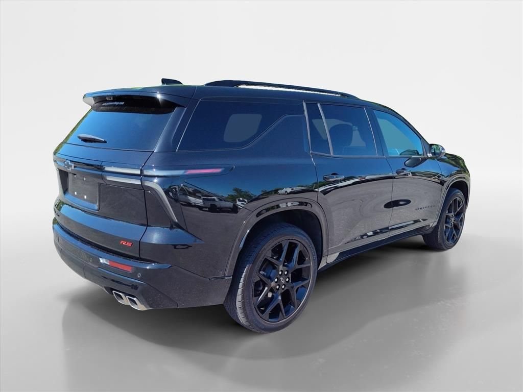Used 2025 Chevrolet Traverse RS w/ LPO, Floor Liner Package AWD/4WD image 5