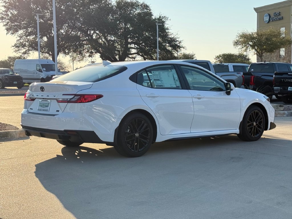 New 2026 Toyota Camry SE w/ Convenience Package FWD image 4