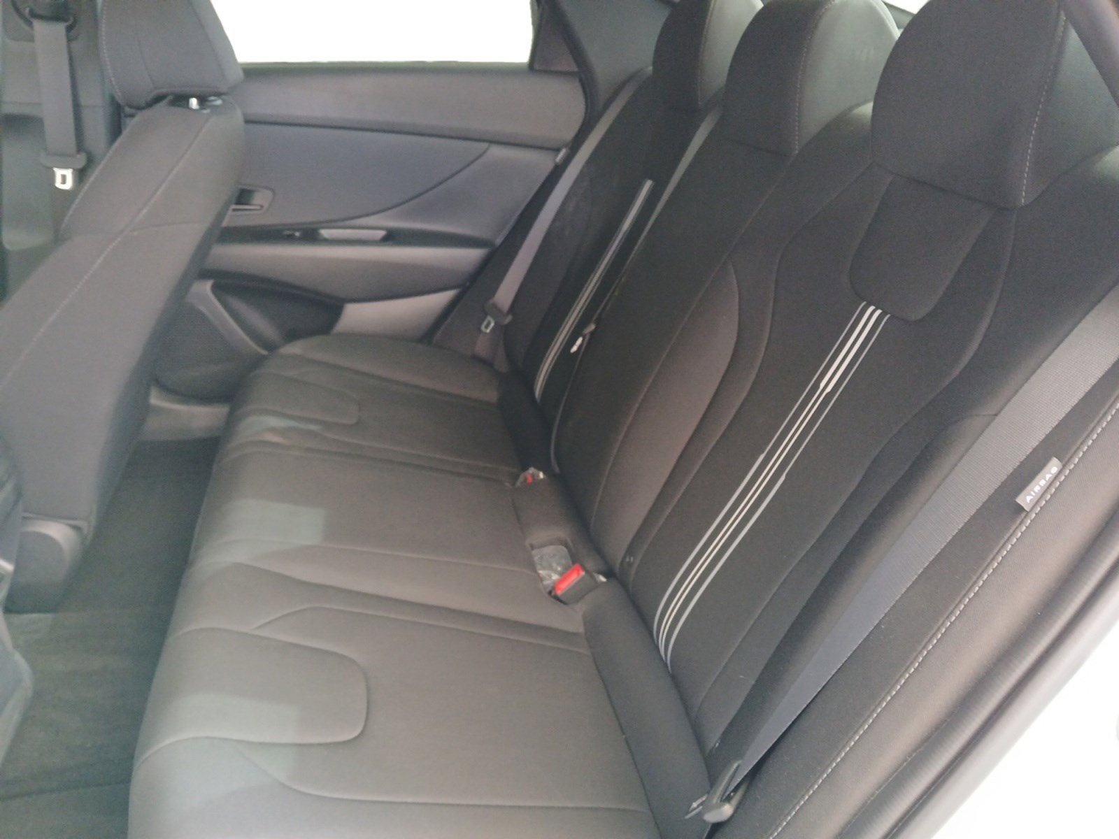 New 2025 Hyundai Elantra Sport image 13