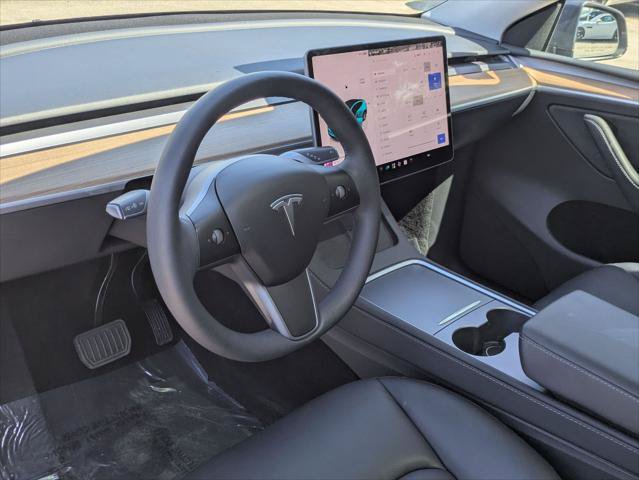 Used 2023 Tesla Model Y Long Range AWD/4WD image 10