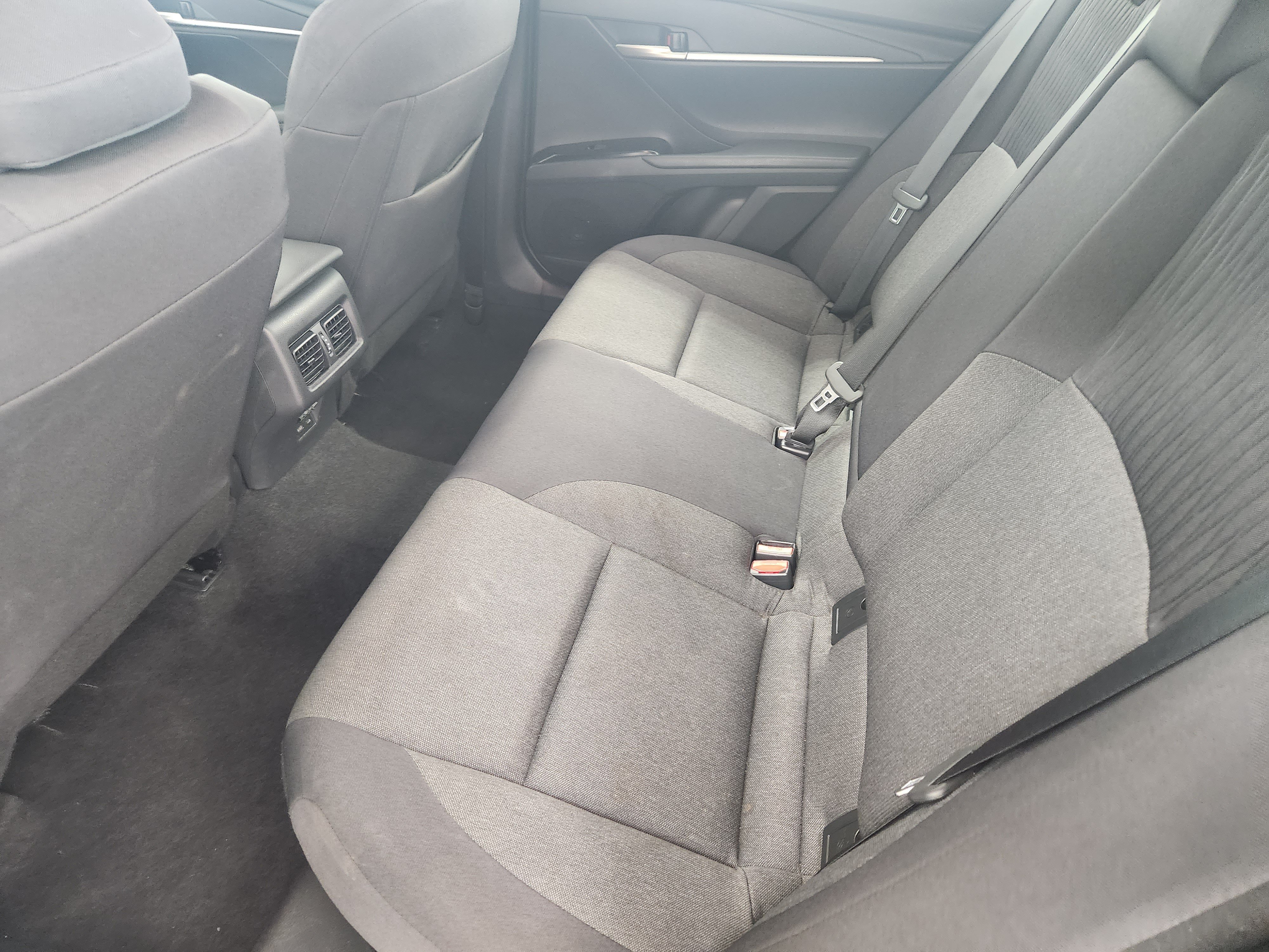 Used 2025 Toyota Camry LE FWD image 22