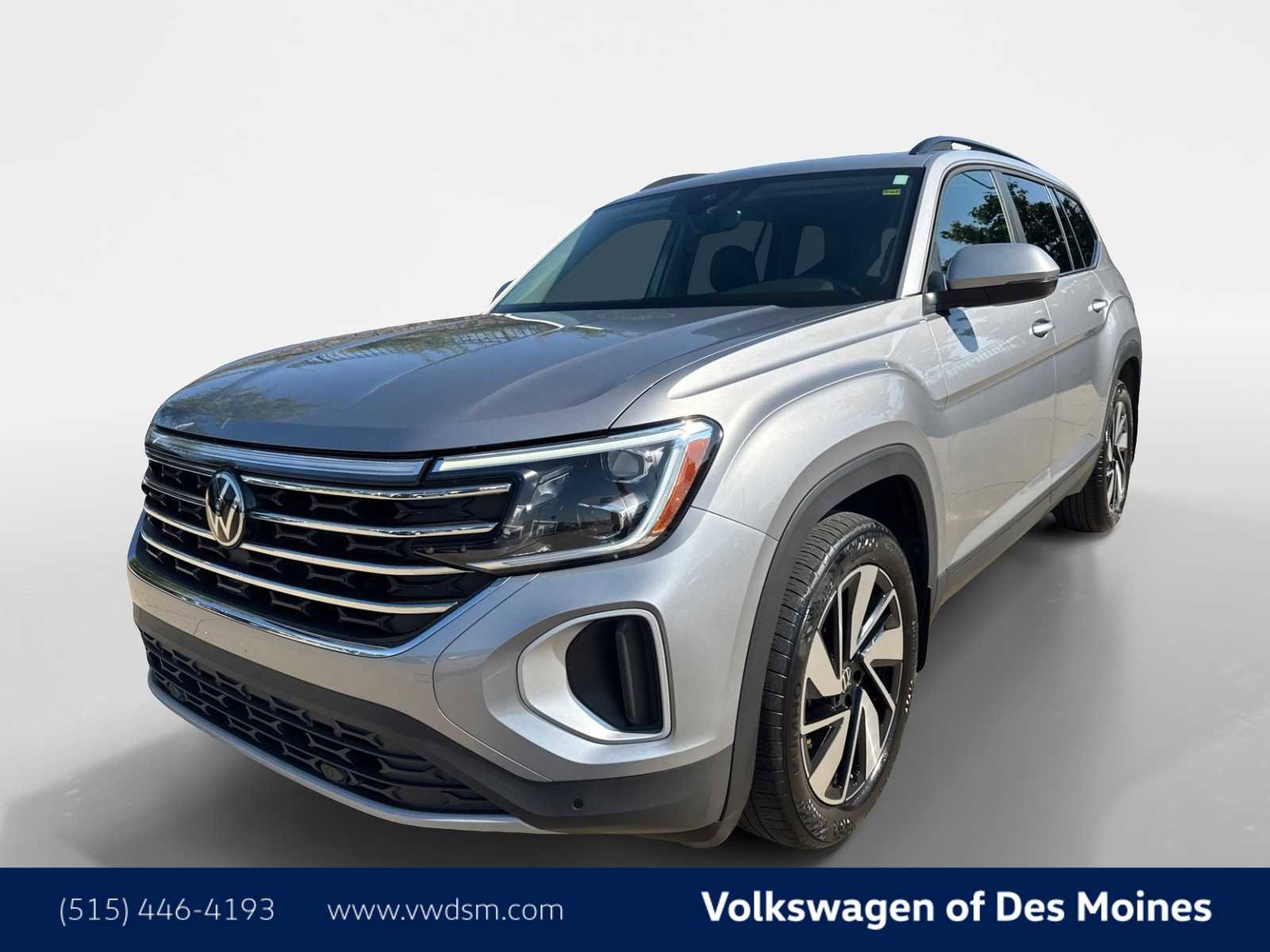 Certified 2024 Volkswagen Atlas SE image 1