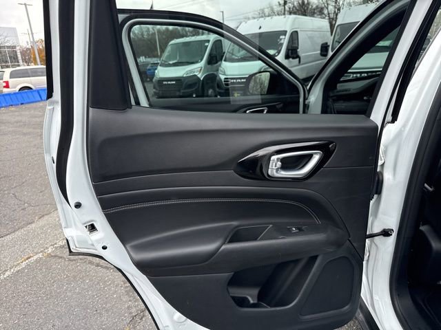 Used 2022 Jeep Compass Altitude image 31