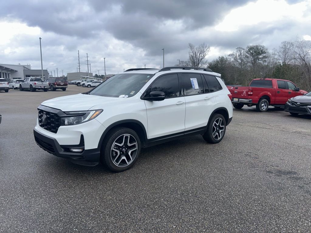 Used 2022 Honda Passport Elite image 2