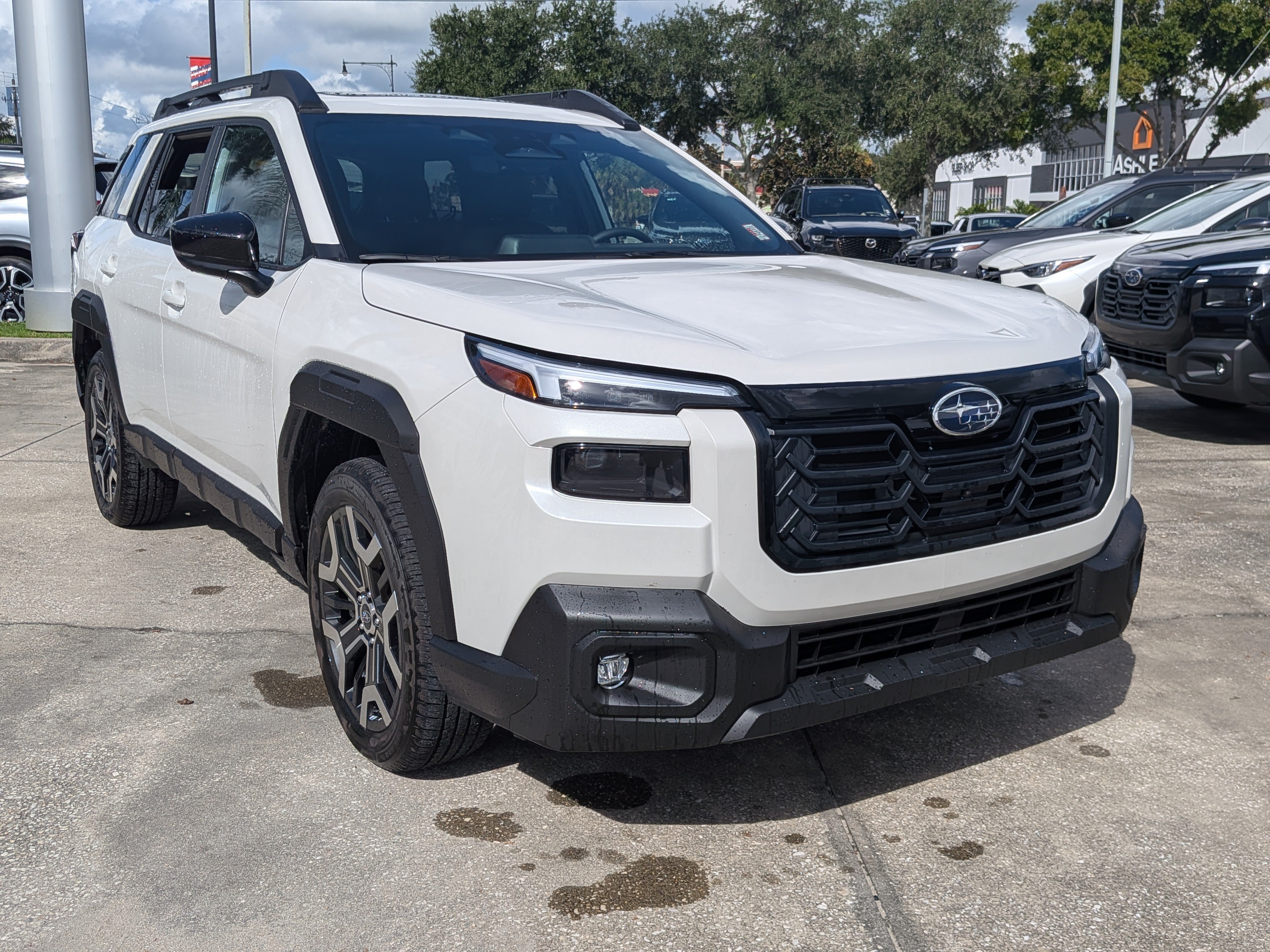 Certified 2026 Subaru Outback Touring XT AWD/4WD image 2