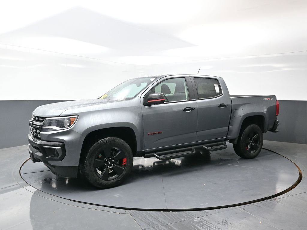 Used 2022 Chevrolet Colorado LT w/ Redline Special Edition image 9