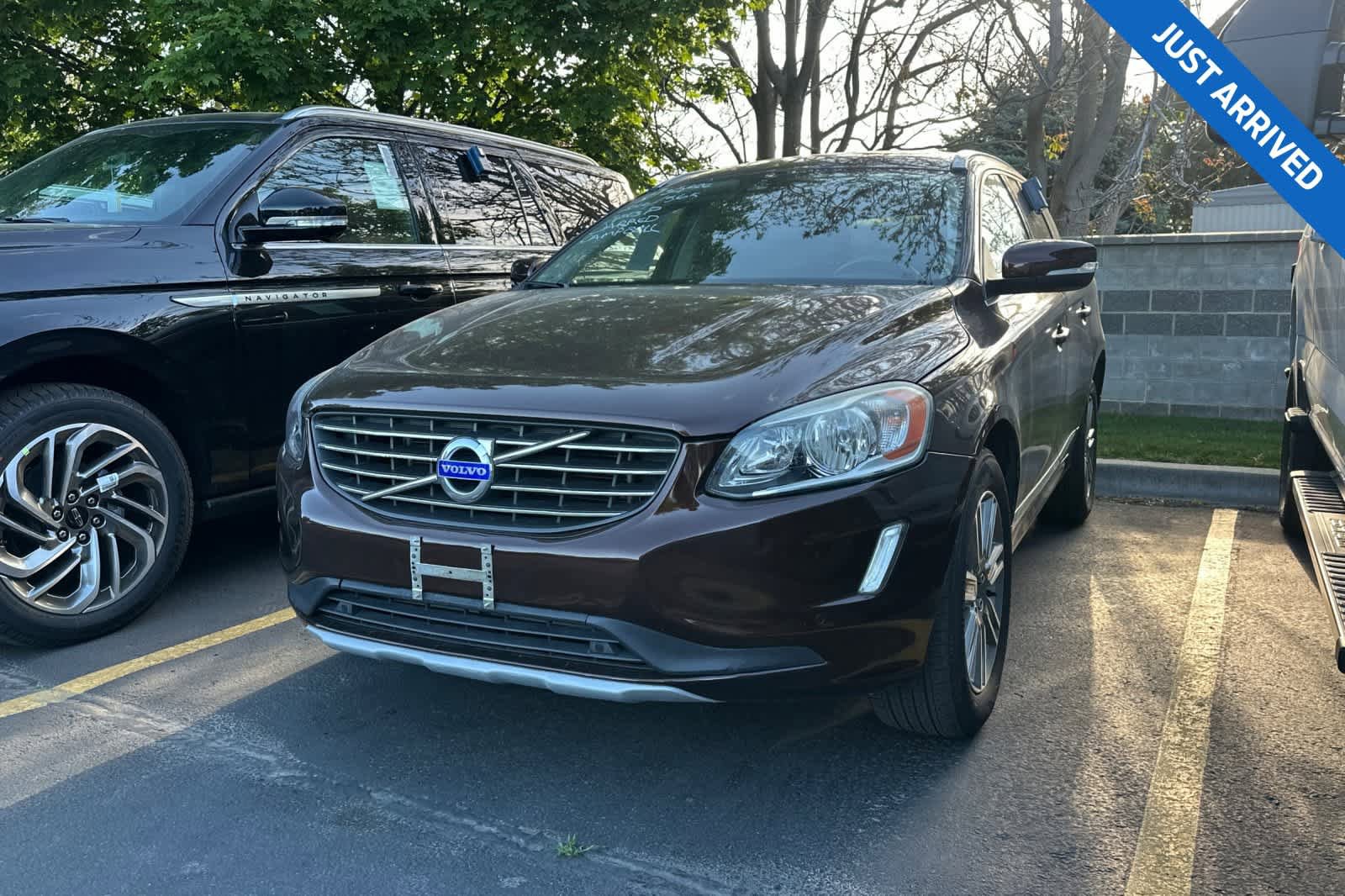 Used 2016 Volvo XC60 T6 w/ Protection Package