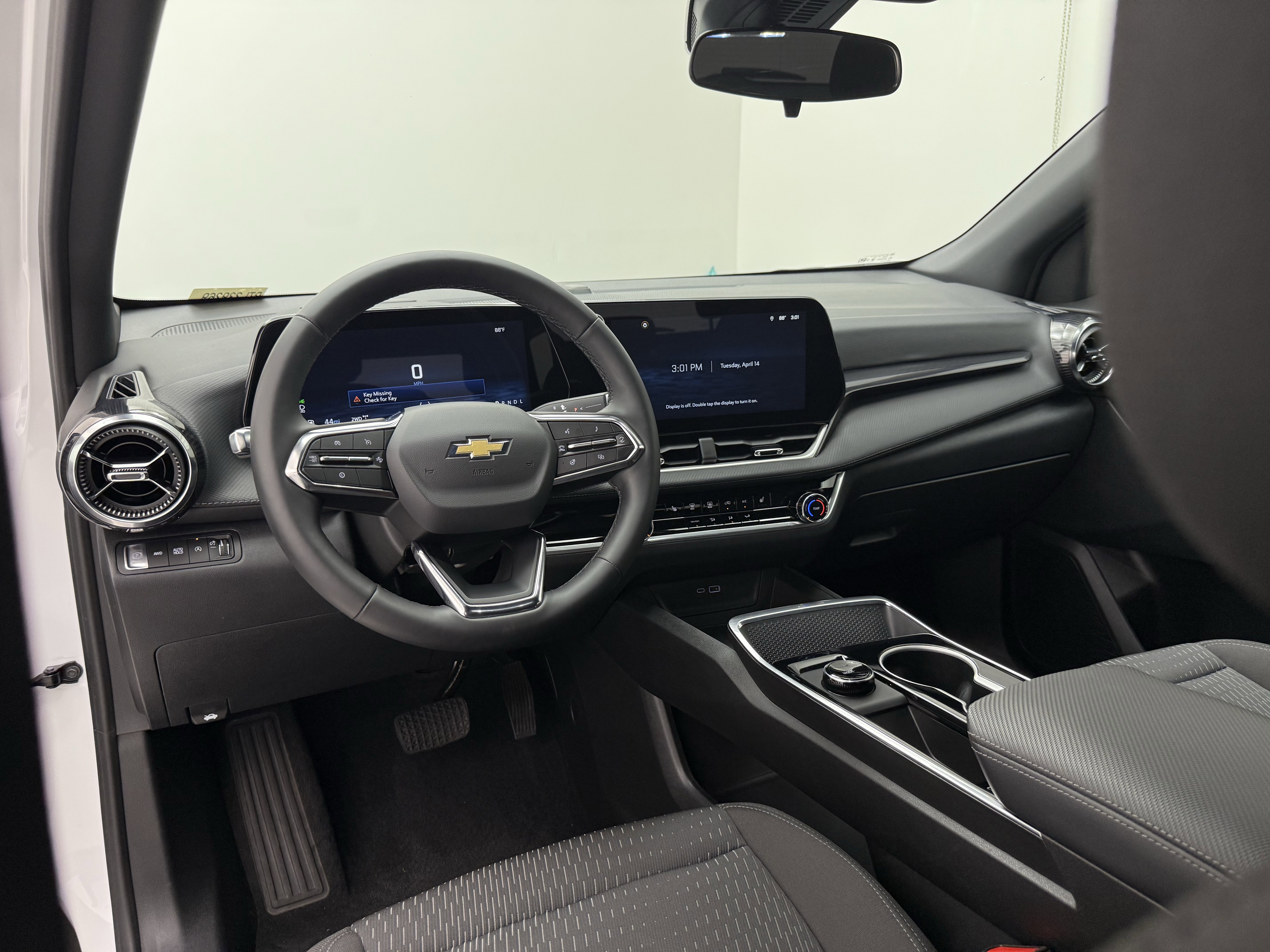 Used 2026 Chevrolet Equinox LT AWD/4WD image 22