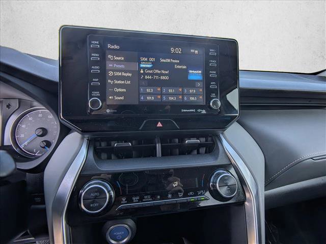 Used 2022 Toyota Venza LE AWD/4WD image 13