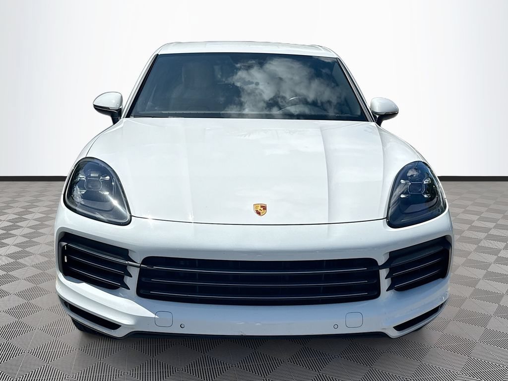Used 2023 Porsche Cayenne AWD/4WD image 2
