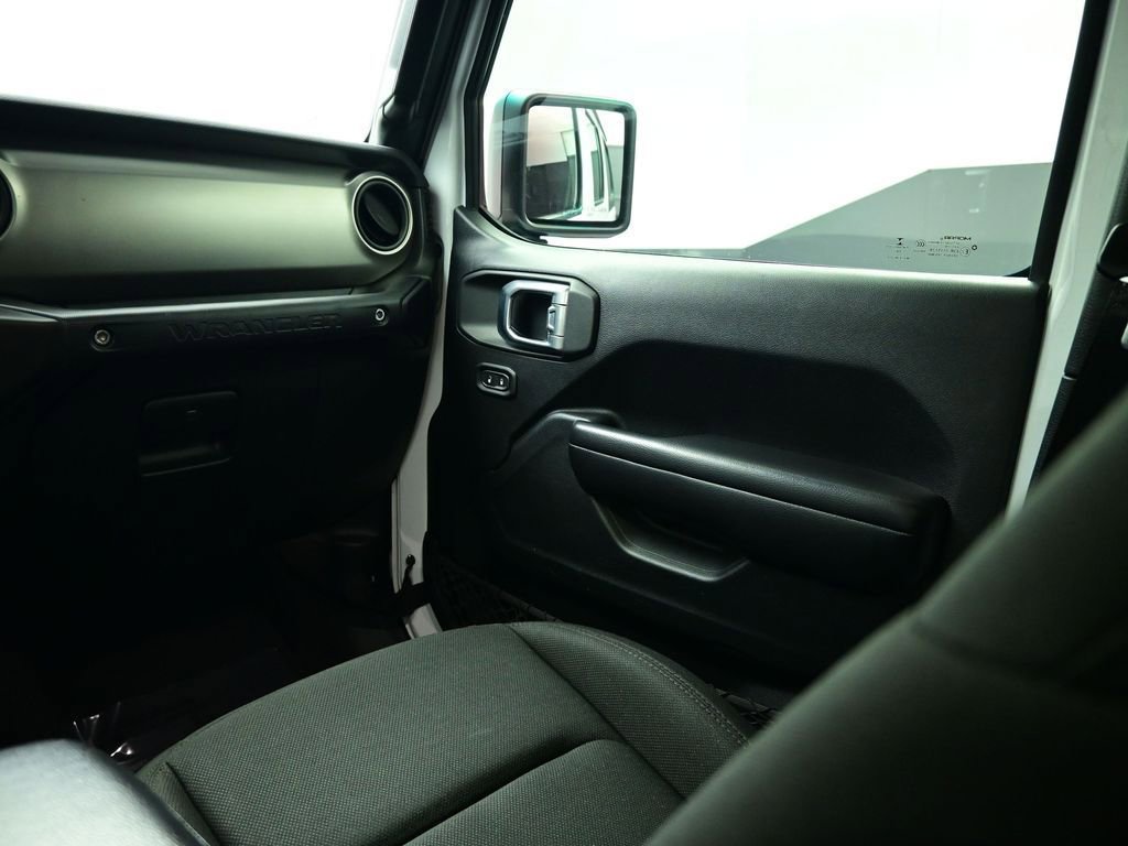 Used 2020 Jeep Wrangler Unlimited Sport S image 43