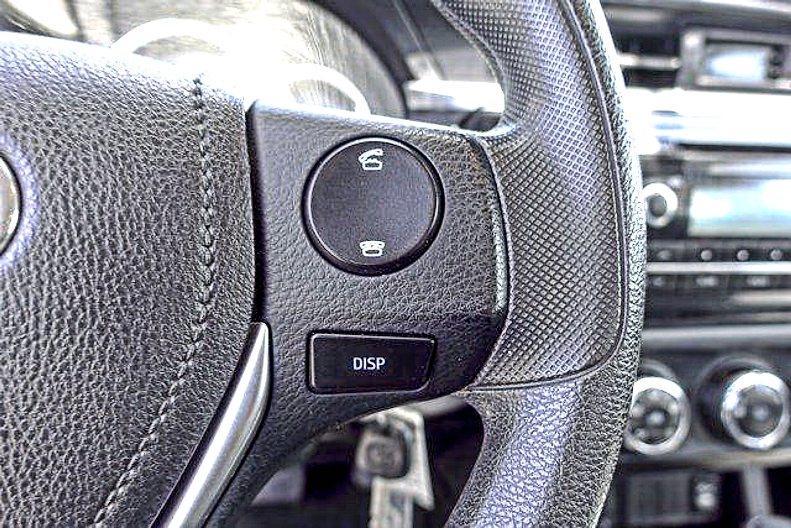 Used 2015 Toyota Corolla L FWD image 15