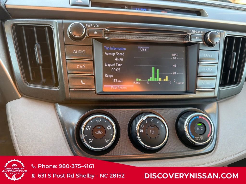 Used 2015 Toyota RAV4 LE image 14