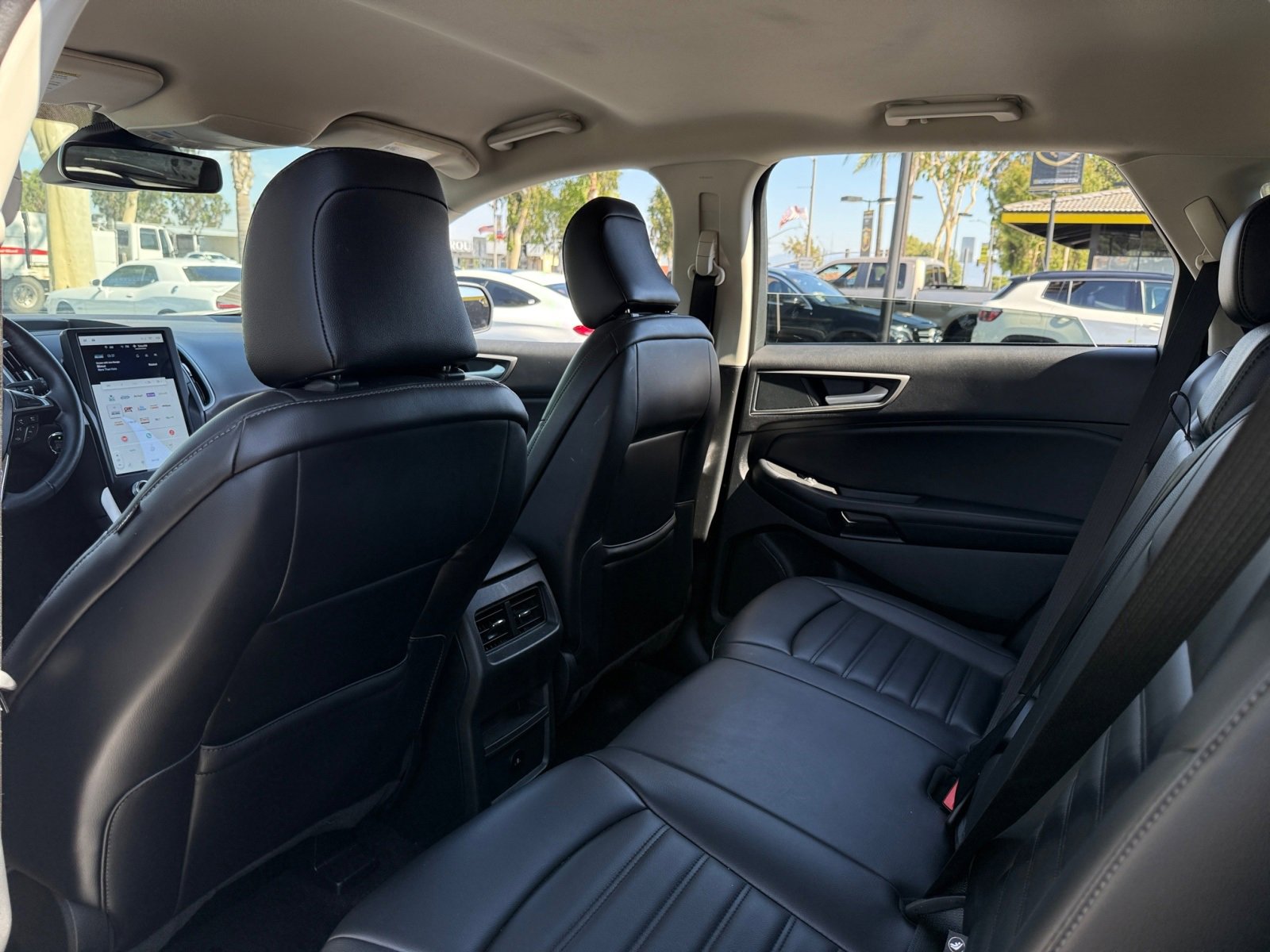 Used 2024 Ford Edge SEL AWD/4WD image 17