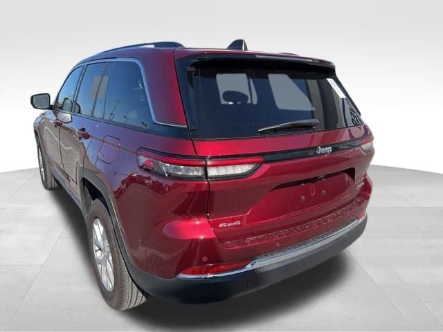 Used 2023 Jeep Grand Cherokee Limited AWD/4WD image 9