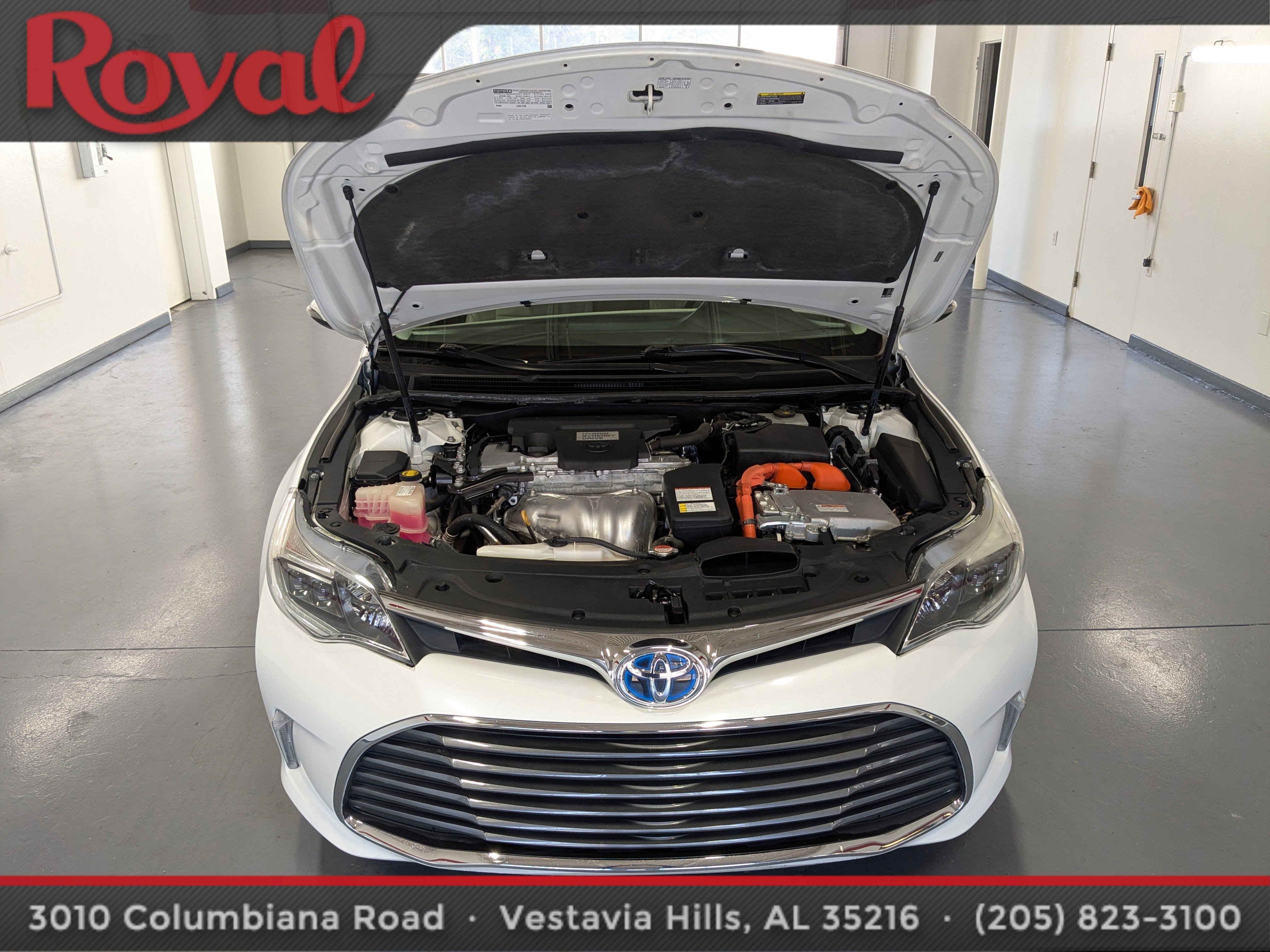 Used 2016 Toyota Avalon Limited image 24
