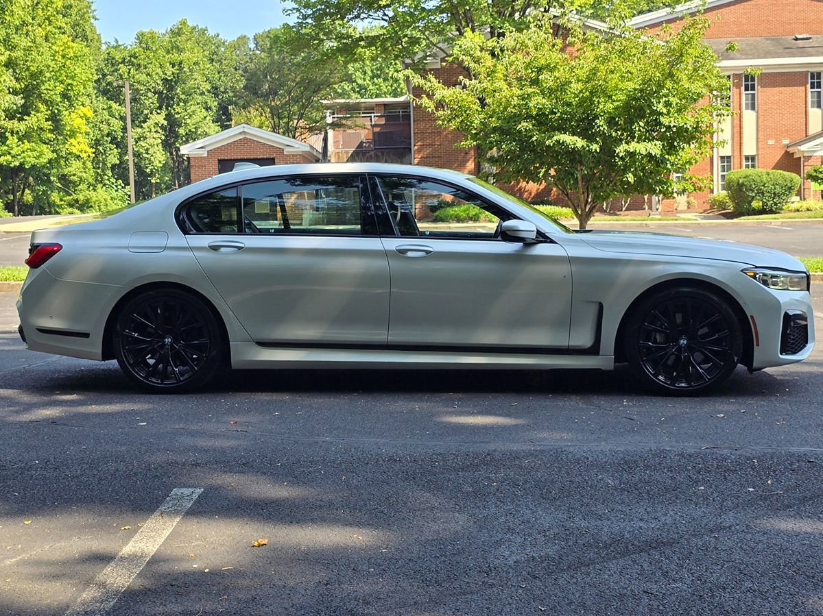 Used 2022 BMW 740i xDrive w/ M Sport Package AWD/4WD image 7