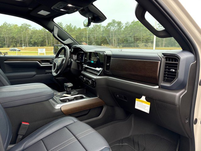New 2026 Chevrolet Silverado 1500 High Country image 11