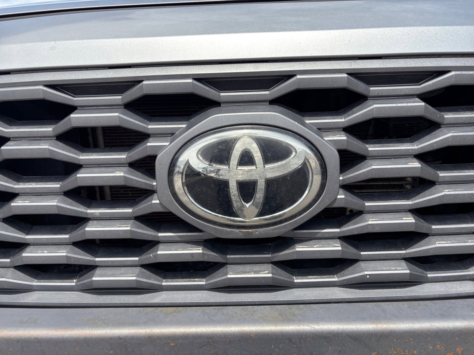 Used 2020 Toyota Tacoma TRD Off-Road w/ Technology Package image 21