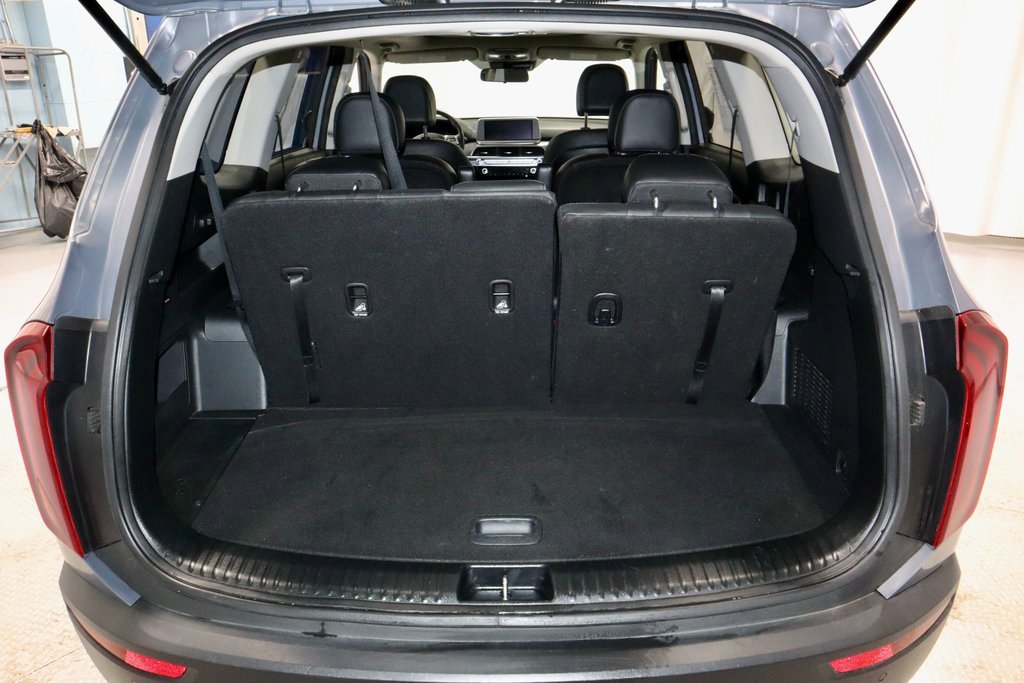 Used 2022 Kia Telluride S image 16