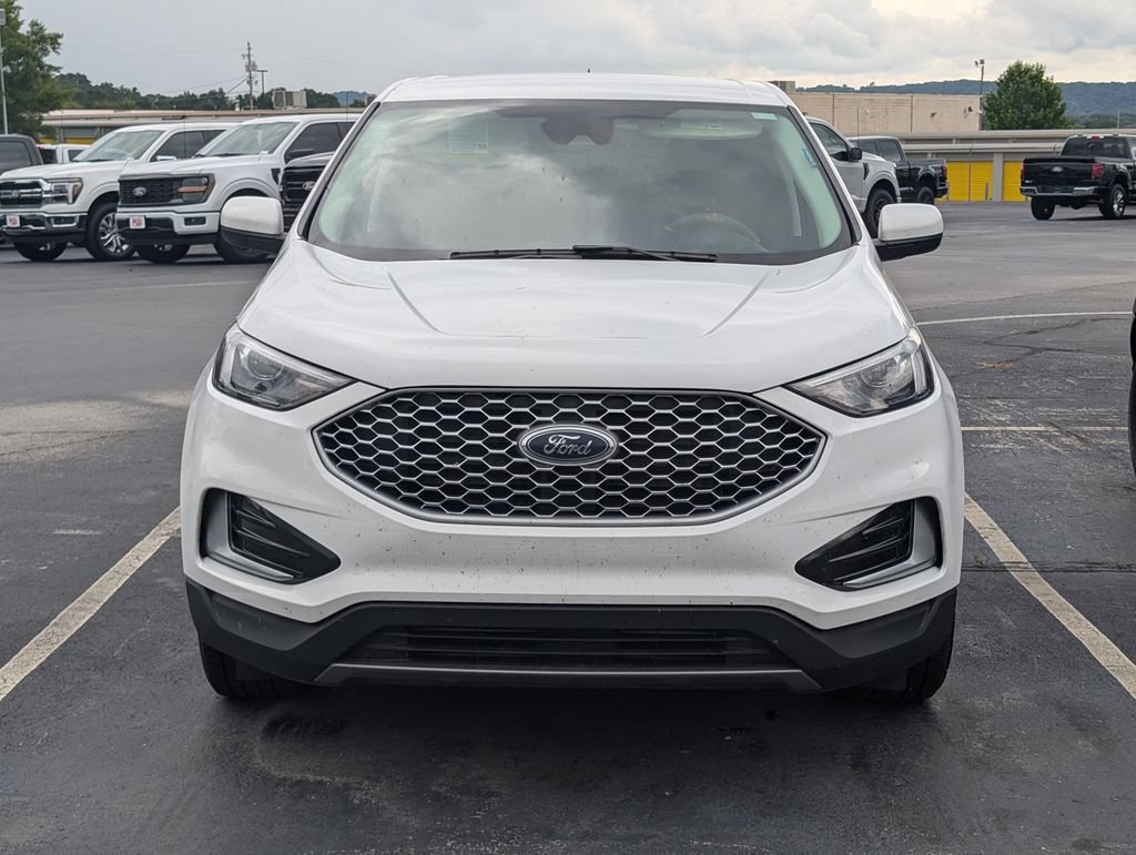 Used 2023 Ford Edge SEL AWD/4WD image 4