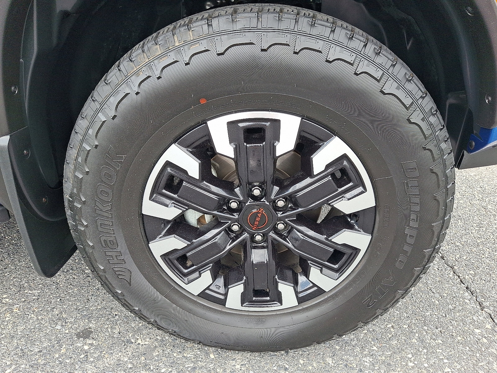 Used 2024 Nissan Frontier PRO-4X w/ Pro Convenience Package AWD/4WD image 9