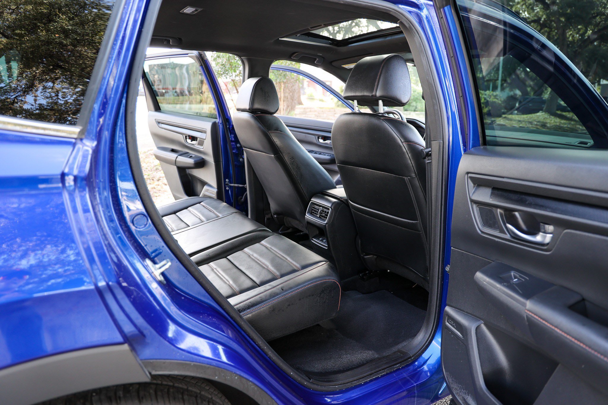 Used 2025 Honda CR-V Sport-L image 38