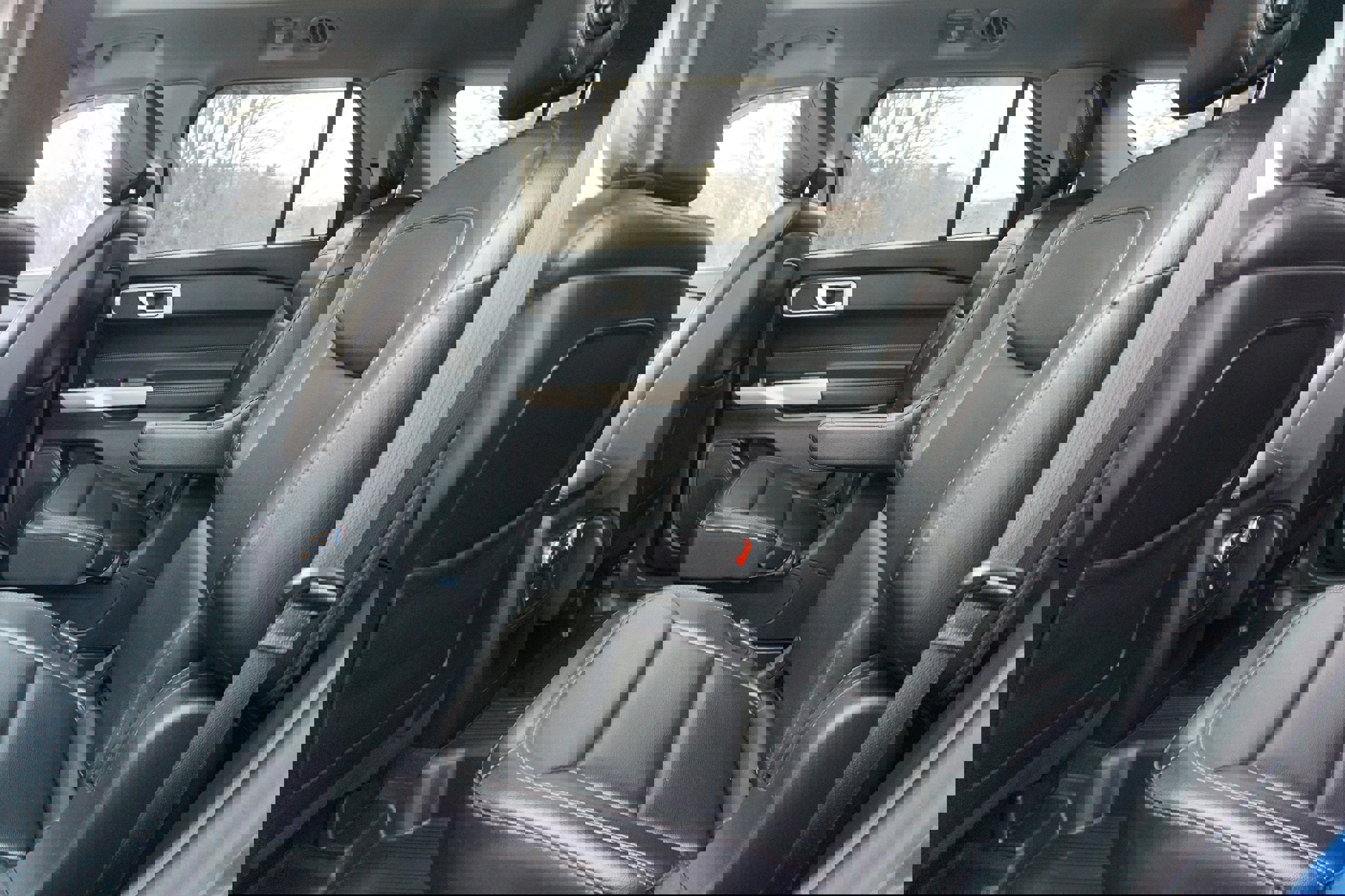 Used 2020 Ford Explorer XLT w/ Equipment Group 202A image 15