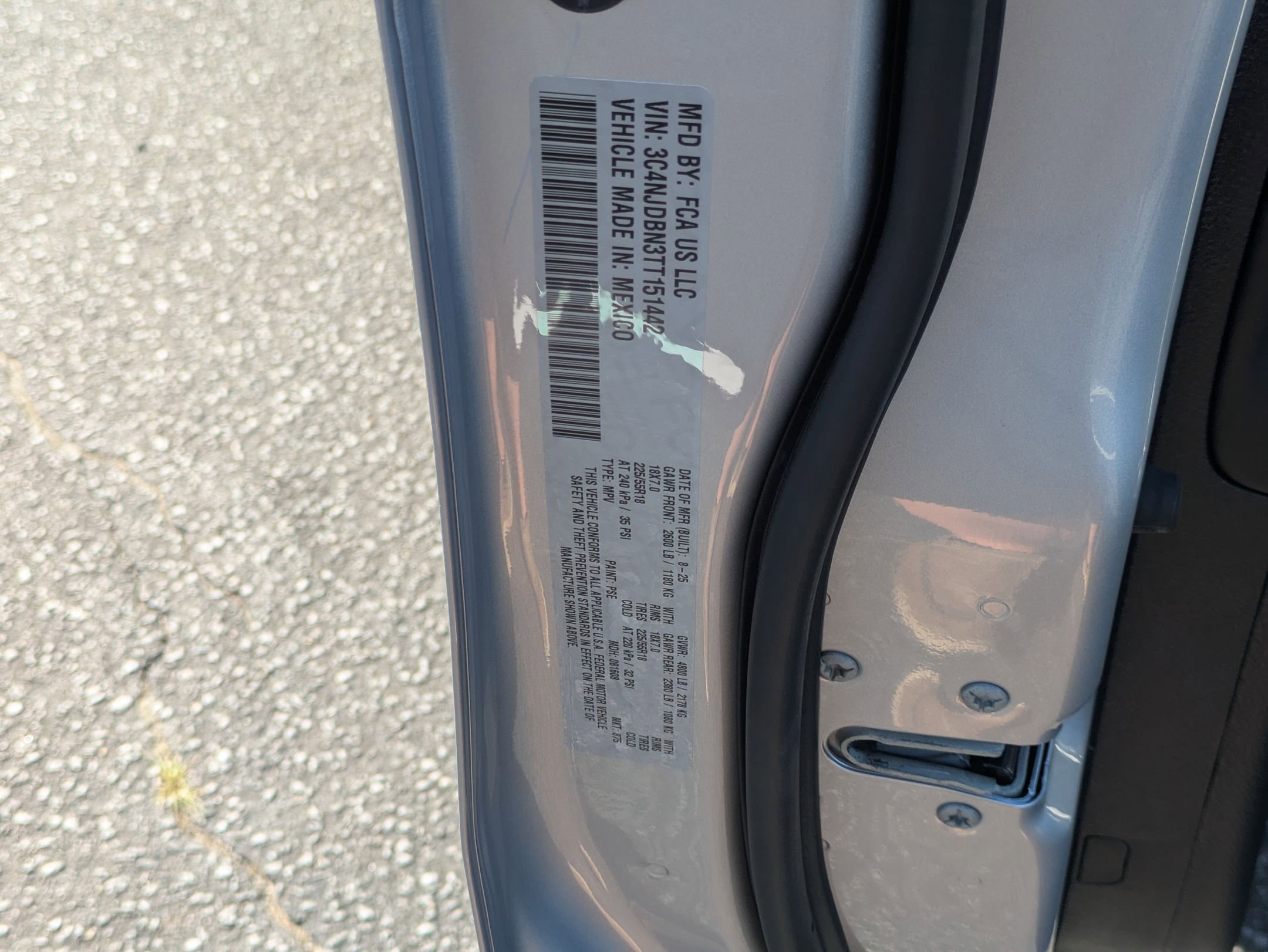 New 2026 Jeep Compass Latitude image 35