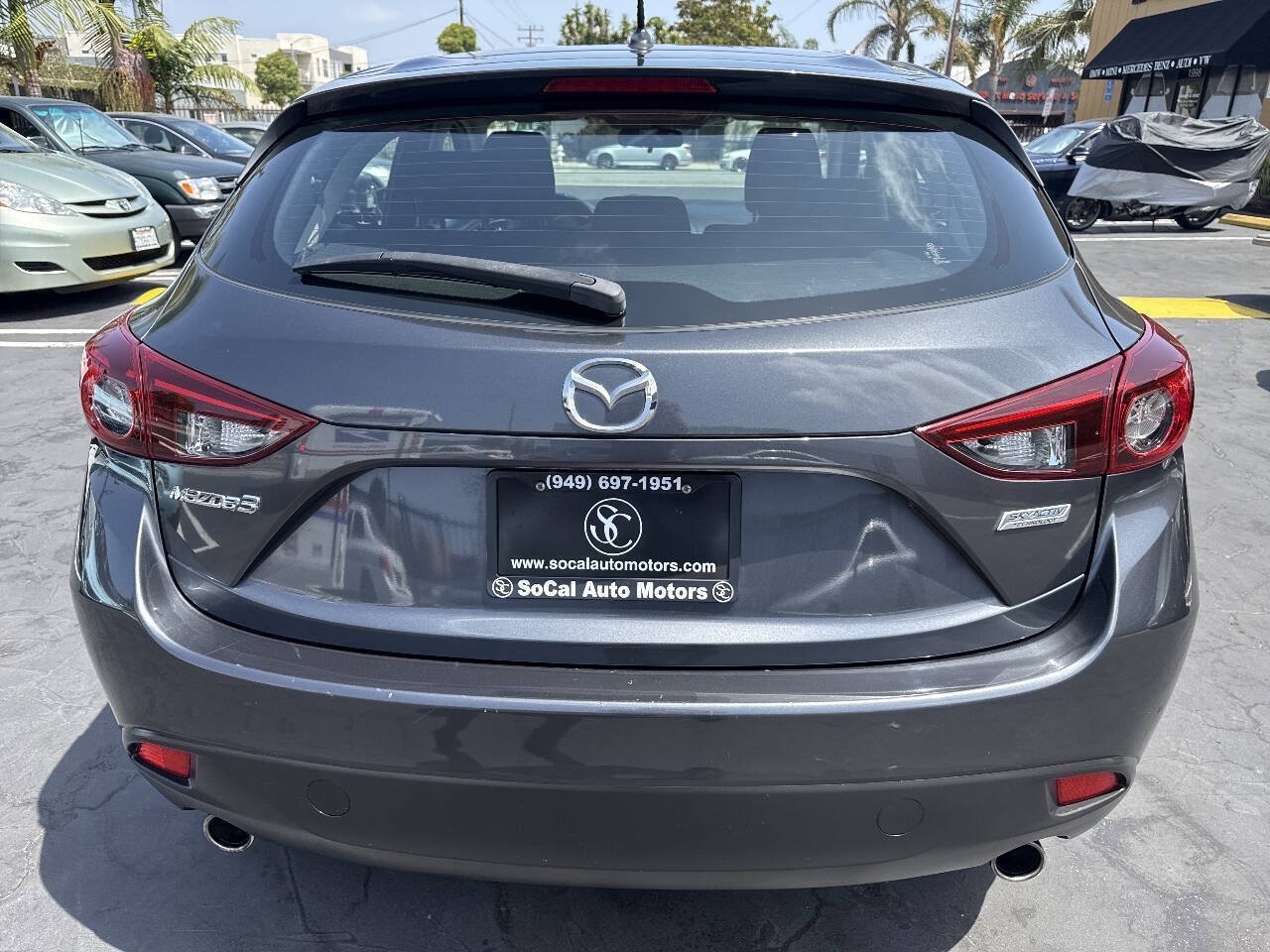 Used 2014 MAZDA MAZDA3 i Touring FWD image 4