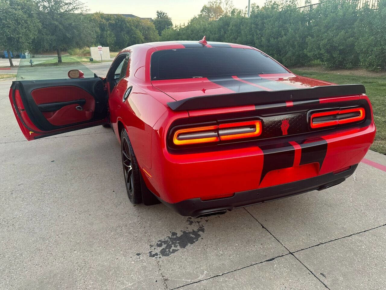 Used 2015 Dodge Challenger R/T Scat Pack RWD image 13