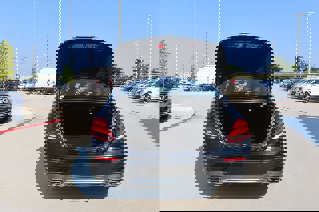 Used 2018 Mercedes-Benz E 300 image 14