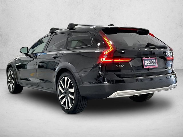 Used 2025 Volvo V90 B6 Cross Country Plus w/ Protection Package Premier AWD/4WD image 13