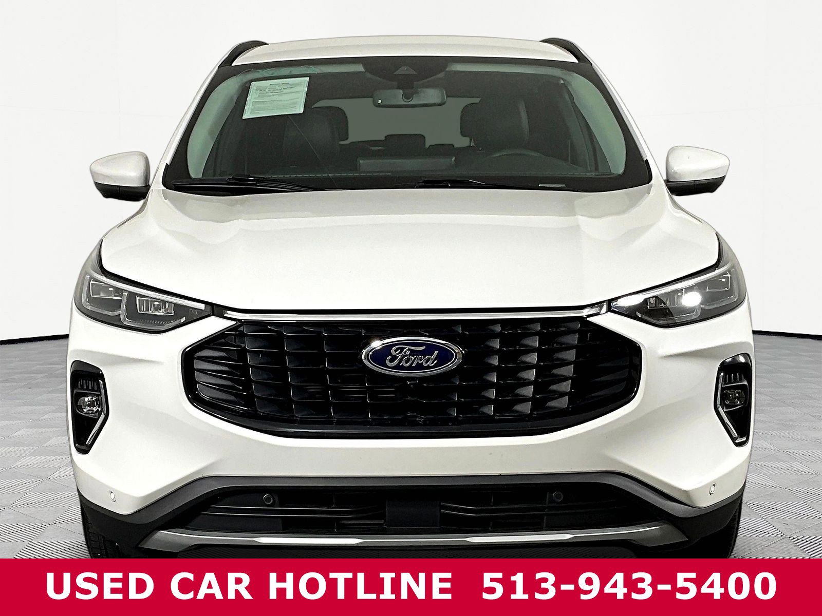 Used 2023 Ford Escape Platinum AWD/4WD image 2