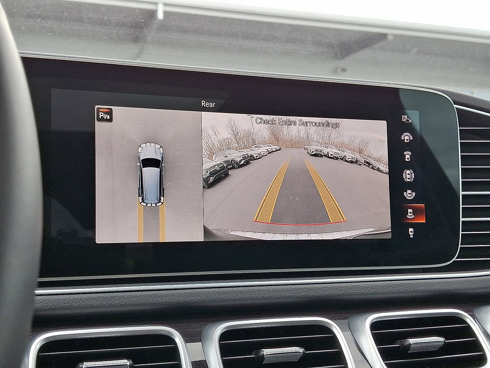 Used 2023 Mercedes-Benz GLS 450 4MATIC image 21