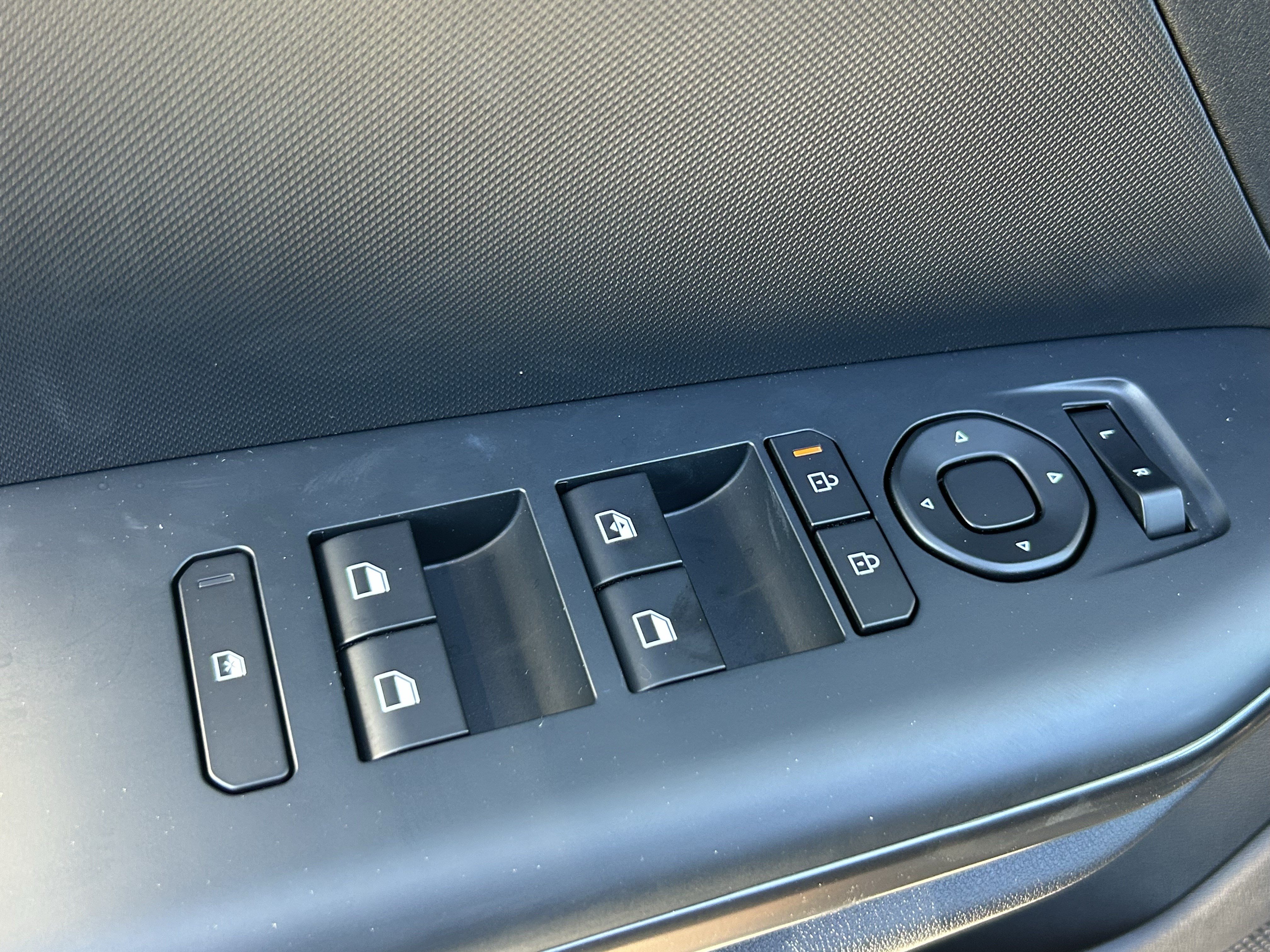 New 2026 Kia K4 FWD image 25